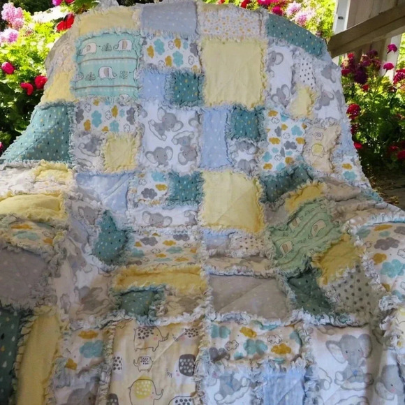 Flannel Rag Quilt With Batting, 50 X 44, Baby Elephant Scrappy Rag Quilt Throw - Picture 1 of 10
